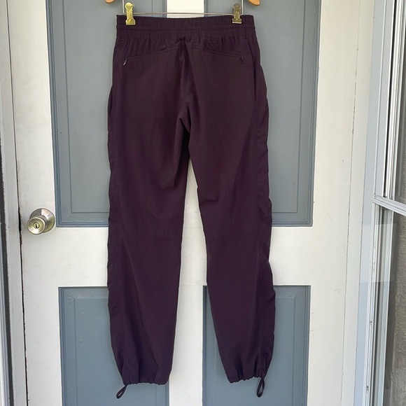Athleta active stretchy plum joggers - Picture 6 of 8